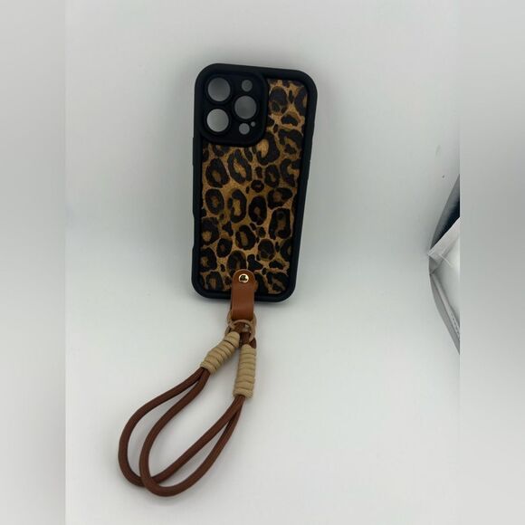 Leopard Print Phone Case with Wrist Strap for iPhone 15 Pro Max - Picture 3 of 5